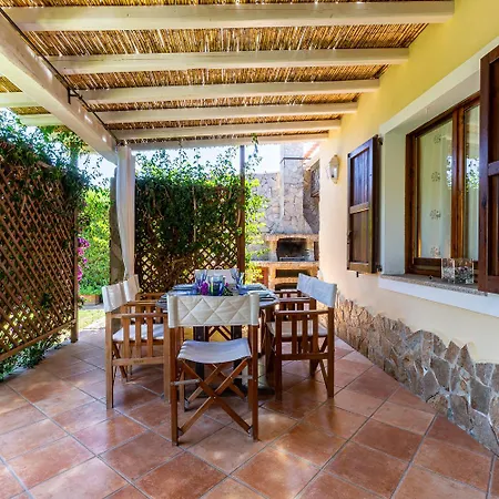 Patio Relax - 200m From - Villasimius *
