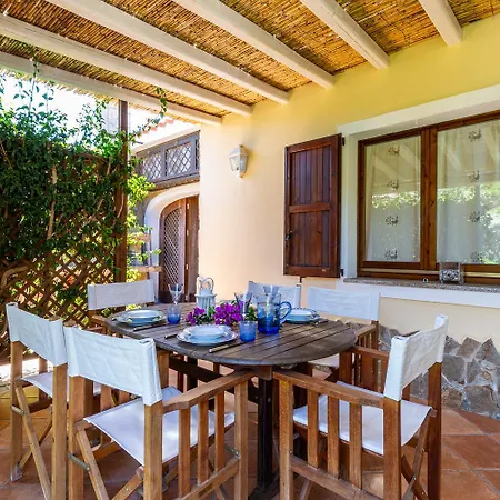 Patio Relax - 200m From - Villasimius *