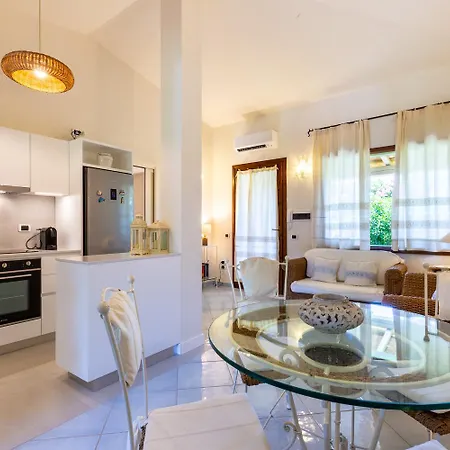 Patio Relax - 200m From - Villasimius Notteri