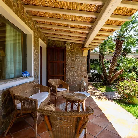 Patio Relax - 200m From - Villasimius Vila *